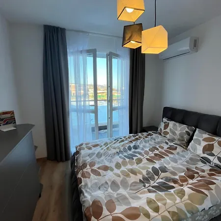 아파트 двустаен в младост